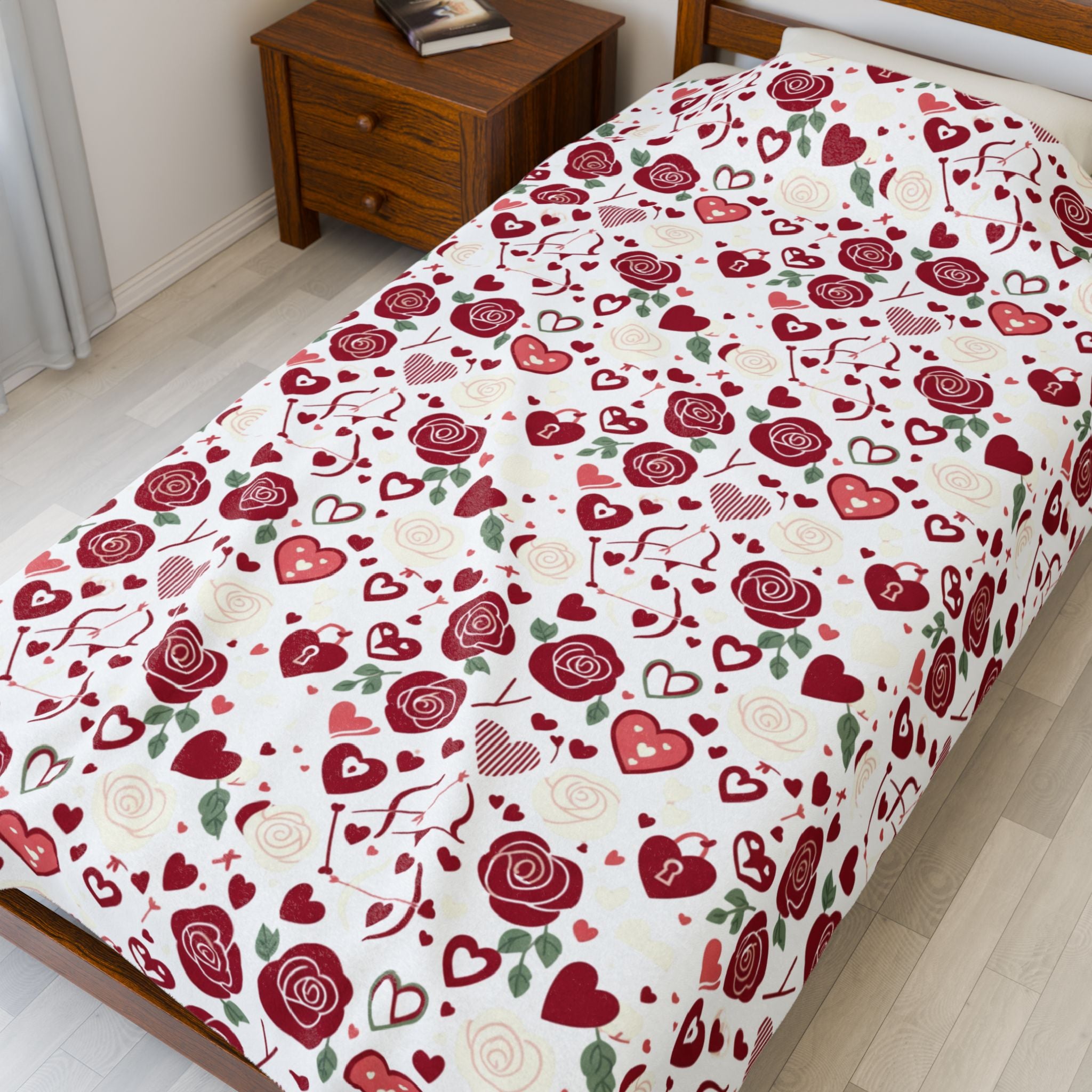 Valentine Rose & Hearts Velveteen Plush Blanket — Cozy Romantic Throw for Valentine's Day
